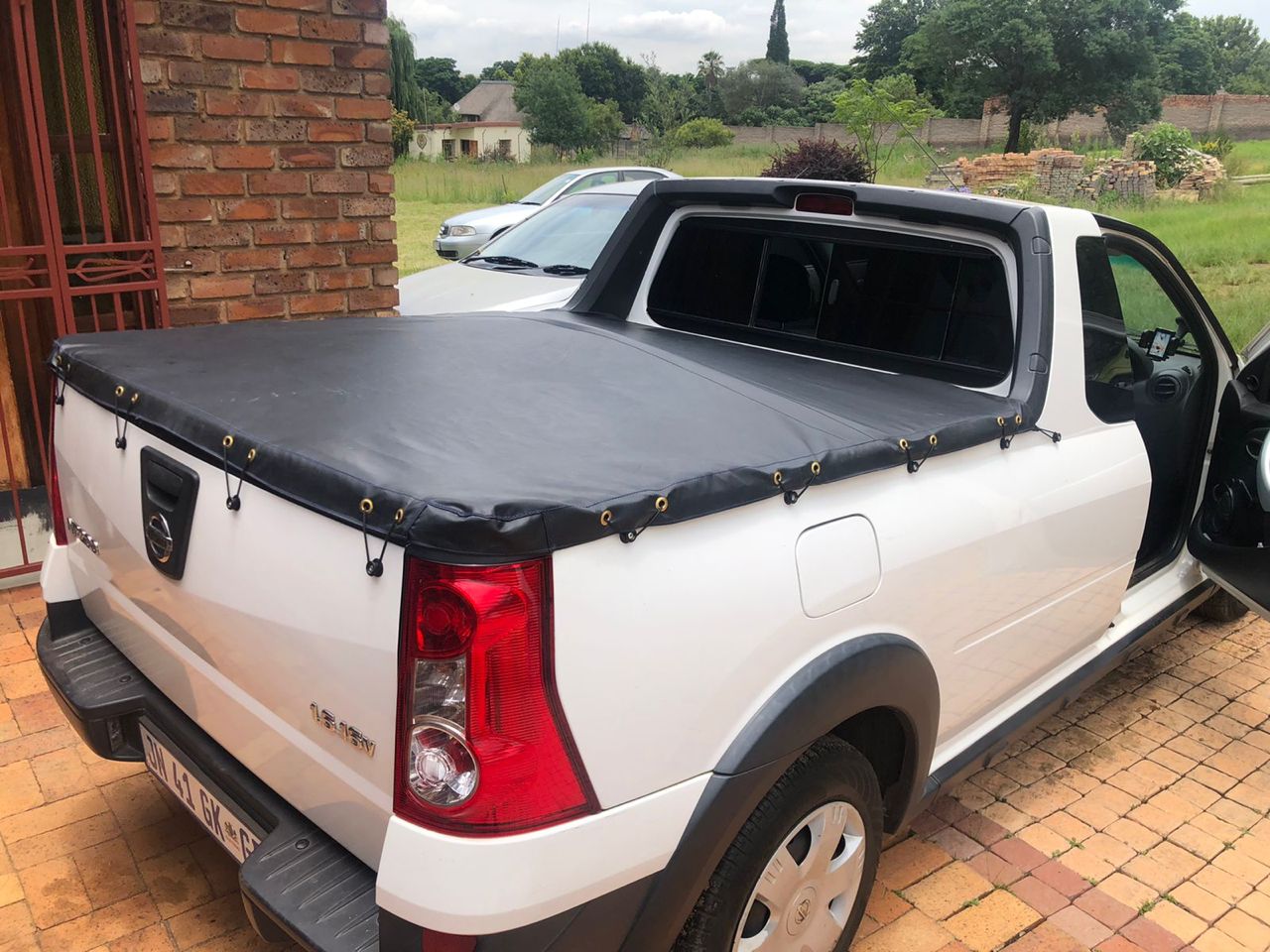 Bakkie Cover - Np200